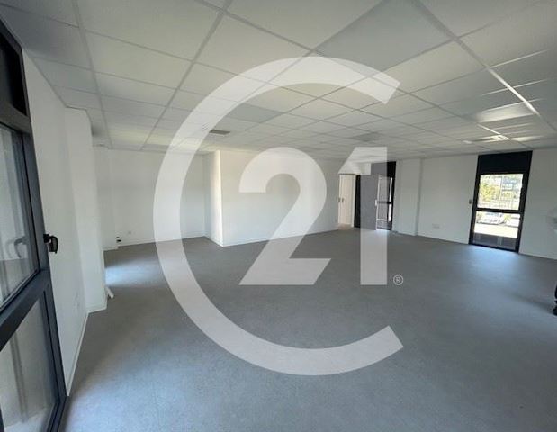 Bureaux à louer - 120.0 m2 - 07 - Ardeche