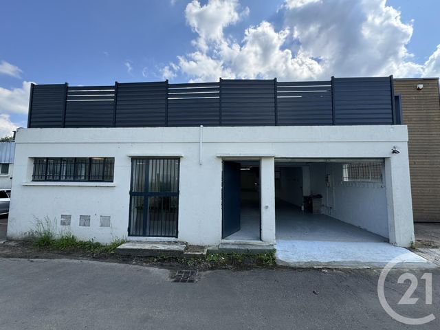 Divers à vendre - 305 m2 - Vaux Le Penil - 77 - ILE-DE-FRANCE