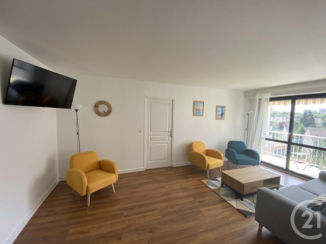 Appartement F4 à vendre - 4 pièces - 86 m2 - Melun - 77 - ILE-DE-FRANCE