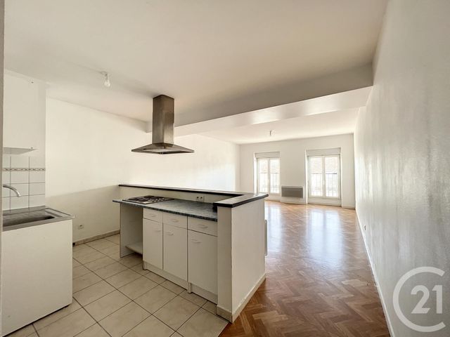 Appartement F2 à louer - 2 pièces - 55 m2 - Nangis - 77 - ILE-DE-FRANCE