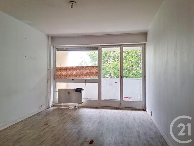 Appartement F2 à vendre - 2 pièces - 45 m2 - Melun - 77 - ILE-DE-FRANCE