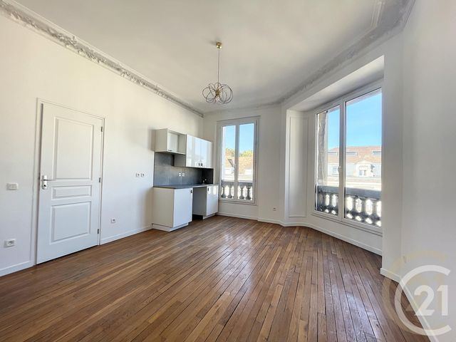 Appartement F1 à louer - 1 pièce - 24,48 m2 - Melun - 77 - ILE-DE-FRANCE