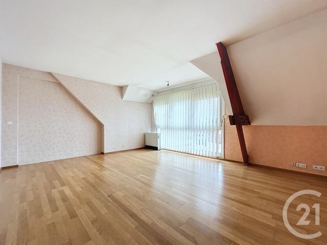 Appartement F3 à vendre - 3 pièces - 68,78 m2 - Melun - 77 - ILE-DE-FRANCE