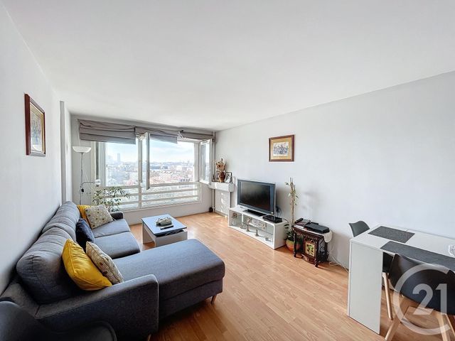 Appartement F4 à vendre - 4 pièces - 79,34 m2 - St Denis - 93 - ILE-DE-FRANCE