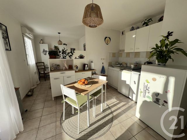 Appartement F1 à vendre - 1 pièce - 27 m2 - Ales - 30 - LANGUEDOC-ROUSSILLON