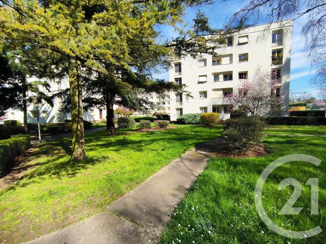 Appartement F4 à vendre - 4 pièces - 70,46 m2 - Chilly Mazarin - 91 - ILE-DE-FRANCE