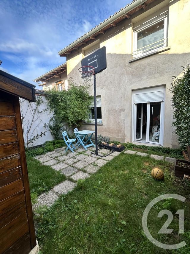 Appartement T3 à louer - 3 pièces - 45,75 m2 - Savigneux - 01 - RHONE-ALPES