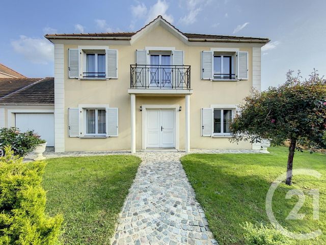 Maison à vendre - 6 pièces - 140 m2 - Savigny Le Temple - 77 - ILE-DE-FRANCE