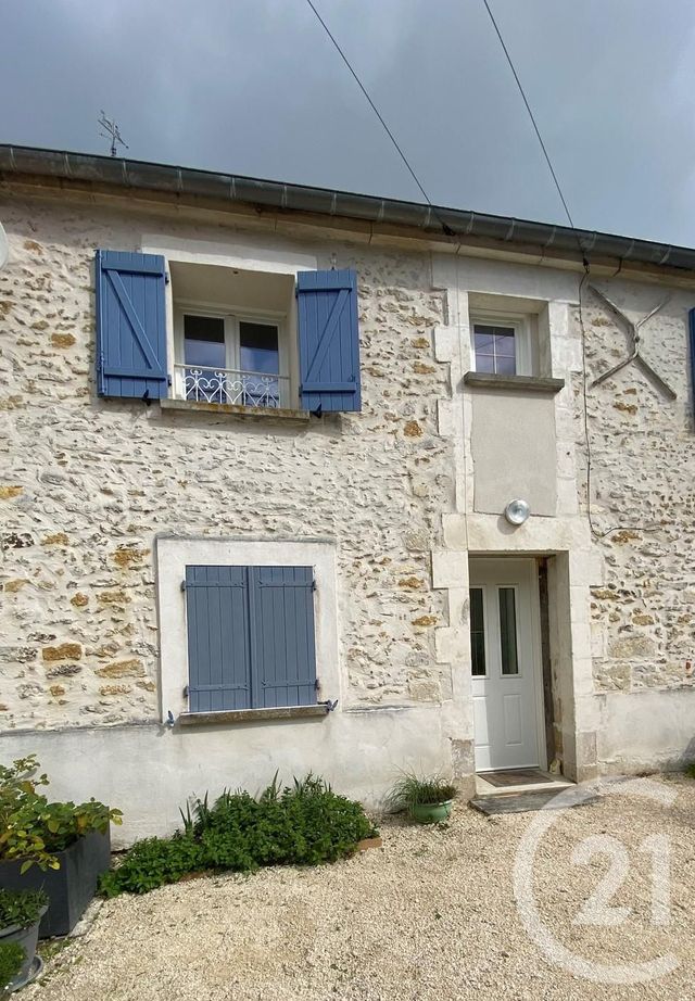 Maison à louer - 4 pièces - 84 m2 - St Georges Sur Baulche - 89 - BOURGOGNE