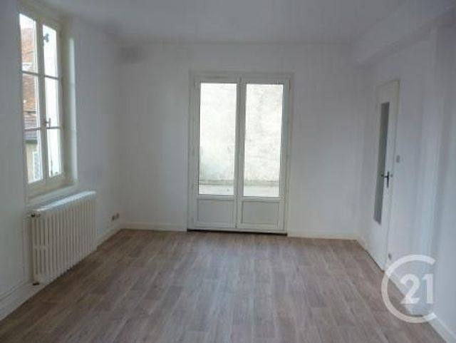 Appartement F1 à louer - 1 pièce - 37 m2 - Auxerre - 89 - BOURGOGNE