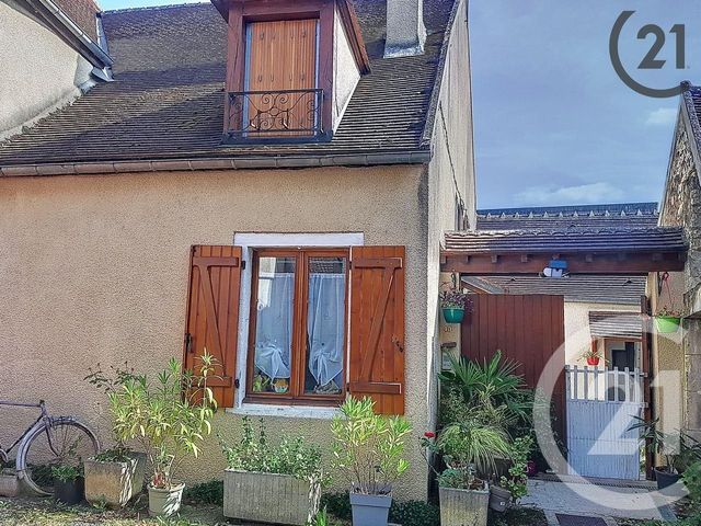 Maison à vendre - 3 pièces - 104,22 m2 - Vermenton - 89 - BOURGOGNE