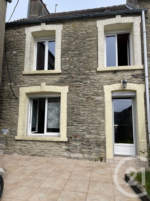 Maison à vendre - 2 pièces - 67 m2 - Cherbourg En Cotentin - 50 - BASSE-NORMANDIE