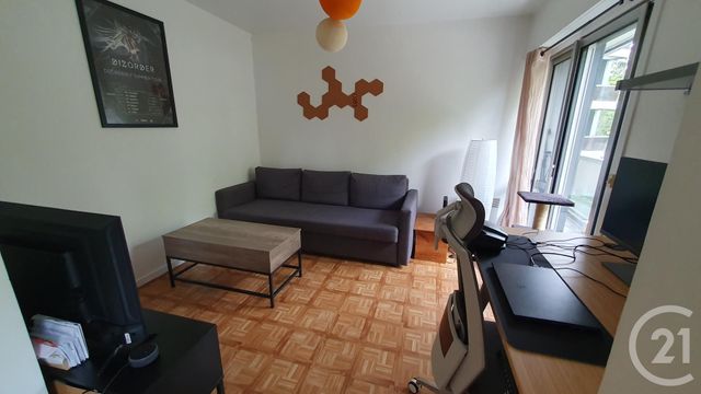 Appartement à vendre - 3 pièces - 45,61 m2 - St Maurice - 94 - ILE-DE-FRANCE