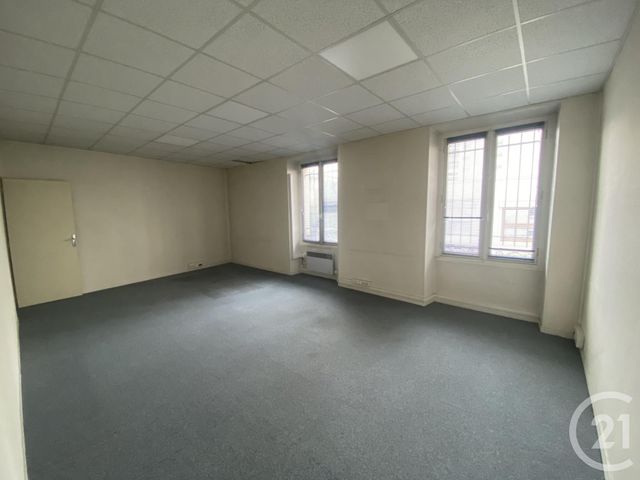 Bureaux à louer - 82.57 m2 - 75 - Paris