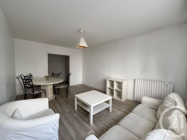 Appartement T3 à louer - 3 pièces - 66,20 m2 - Asnieres Sur Seine - 92 - ILE-DE-FRANCE