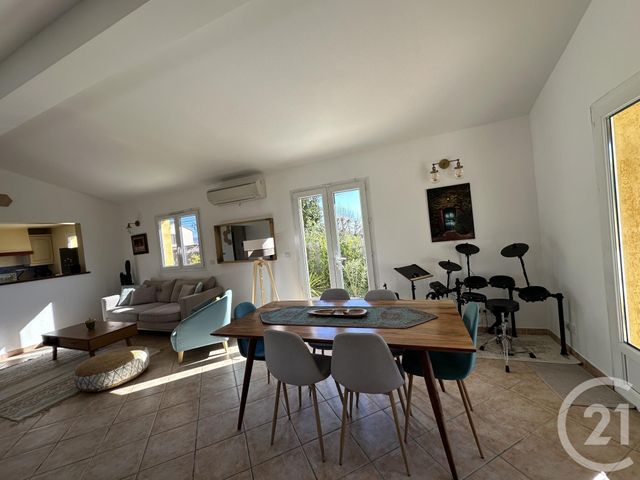 Maison à louer - 4 pièces - 120 m2 - Berre Les Alpes - 06 - PROVENCE-ALPES-COTE-D-AZUR