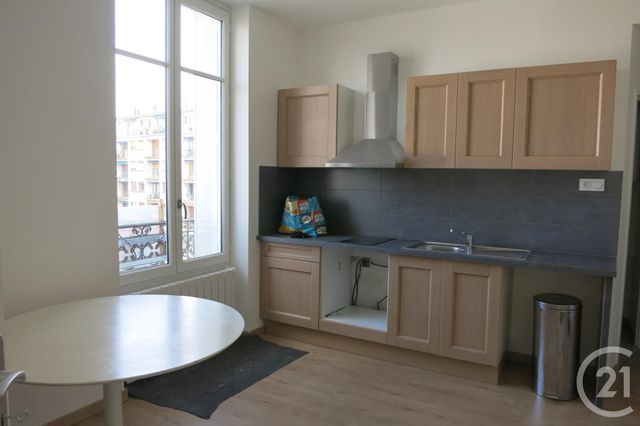 Appartement F1 à louer - 2 pièces - 32 m2 - Montlucon - 03 - AUVERGNE