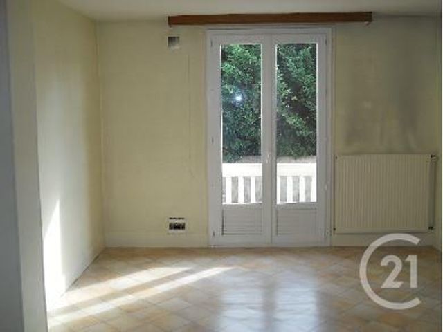 Appartement F3 à louer - 3 pièces - 52,36 m2 - Desertines - 03 - AUVERGNE