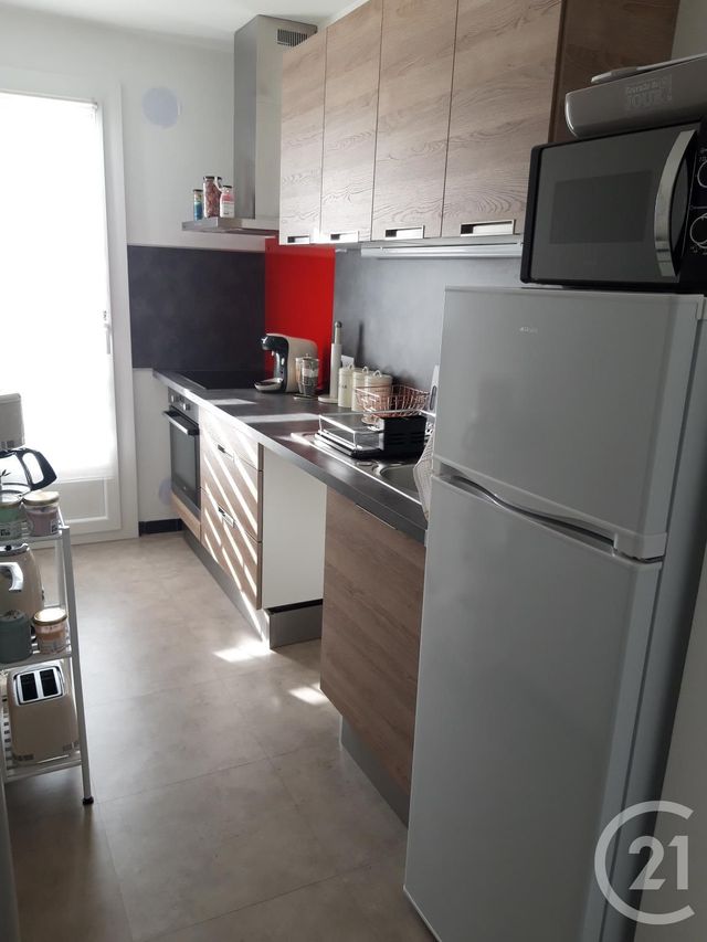 Appartement F2 à louer - 2 pièces - 49 m2 - Montlucon - 03 - AUVERGNE