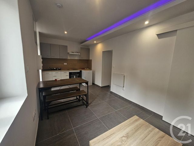 Appartement F1 à louer - 2 pièces - 31,60 m2 - Montlucon - 03 - AUVERGNE