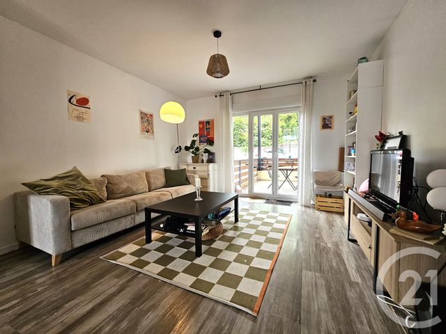 Appartement F3 à vendre - 3 pièces - 64,98 m2 - St Julien Les Metz - 57 - LORRAINE