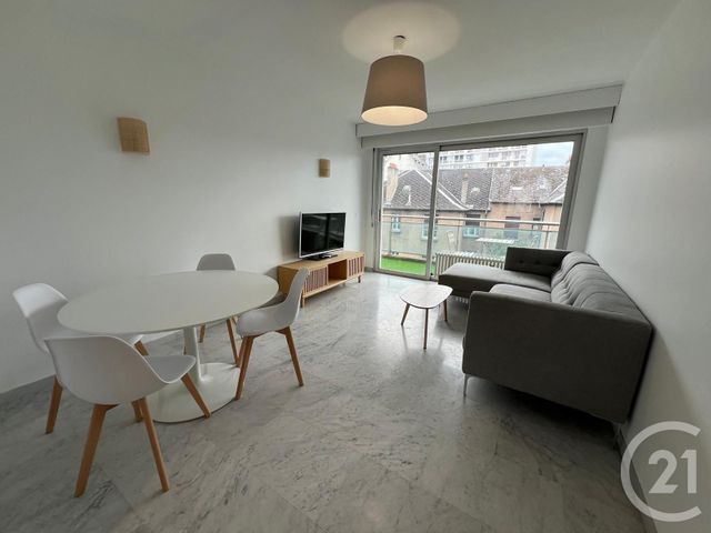 Appartement à louer - 3 pièces - 76,50 m2 - Montigny Les Metz - 57 - LORRAINE