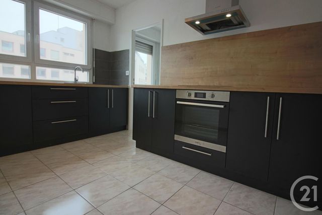 Appartement à louer - 4 pièces - 83 m2 - Metz - 57 - LORRAINE