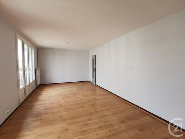 Appartement F4 à louer - 4 pièces - 84,78 m2 - Besancon - 25 - FRANCHE-COMTE