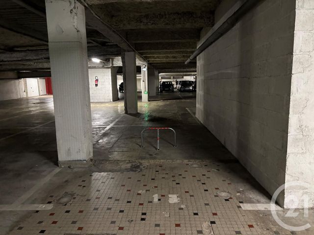 parking - BESANCON - 25