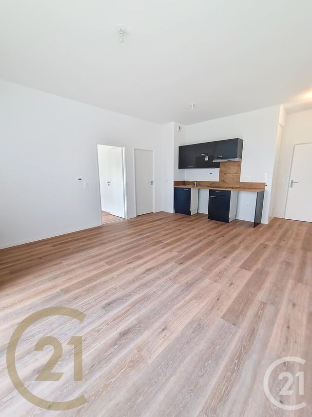 Appartement F2 à louer - 2 pièces - 43,75 m2 - Deville Les Rouen - 76 - HAUTE-NORMANDIE