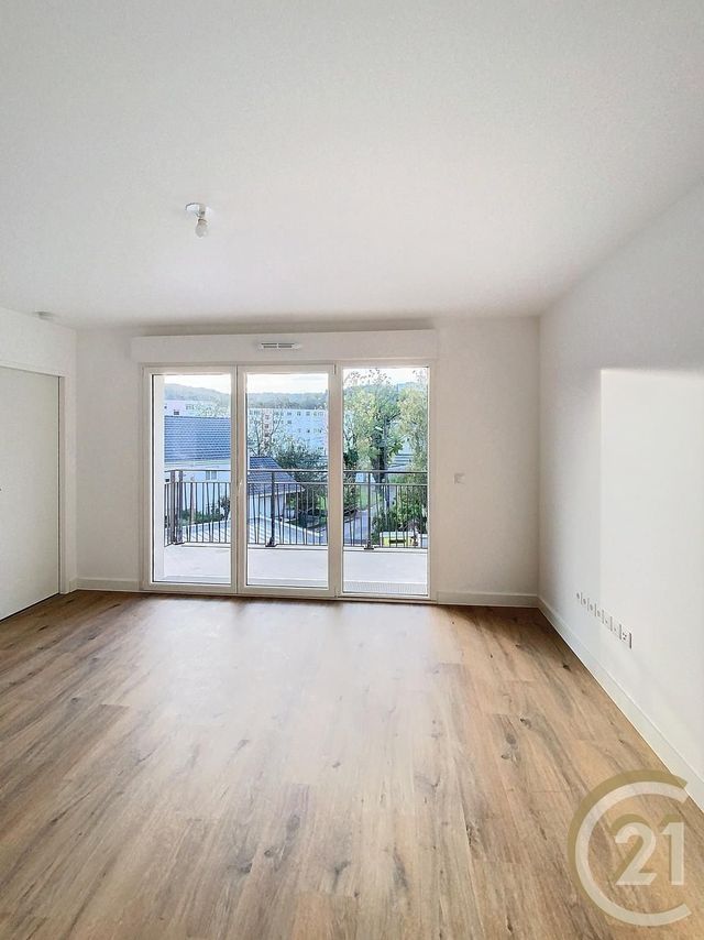 Appartement F2 à louer - 2 pièces - 40,38 m2 - Deville Les Rouen - 76 - HAUTE-NORMANDIE