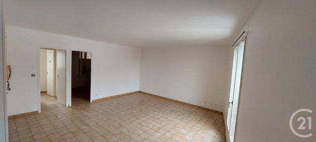 Appartement F5 à vendre - 5 pièces - 81 m2 - Pithiviers - 45 - CENTRE