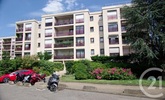 Appartement F4 à louer - 4 pièces - 74,17 m2 - Creteil - 94 - ILE-DE-FRANCE