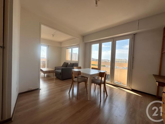 Appartement T2 à louer - 2 pièces - 50,20 m2 - Marseille - 13005 - PROVENCE-ALPES-COTE-D-AZUR