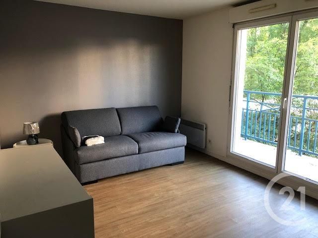 Appartement F1 à louer - 1 pièce - 24 m2 - Courbevoie - 92 - ILE-DE-FRANCE