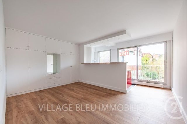 Appartement F1 à louer - 1 pièce - 32 m2 - Asnieres Sur Seine - 92 - ILE-DE-FRANCE