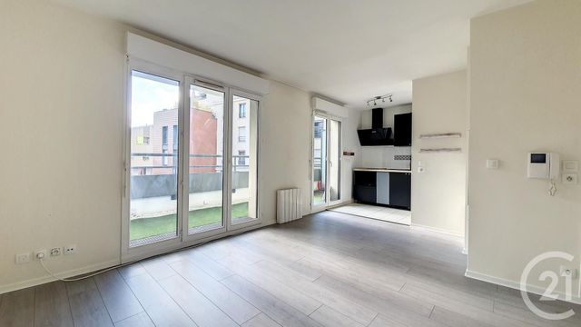 Appartement F2 à louer - 2 pièces - 45 m2 - Colombes - 92 - ILE-DE-FRANCE