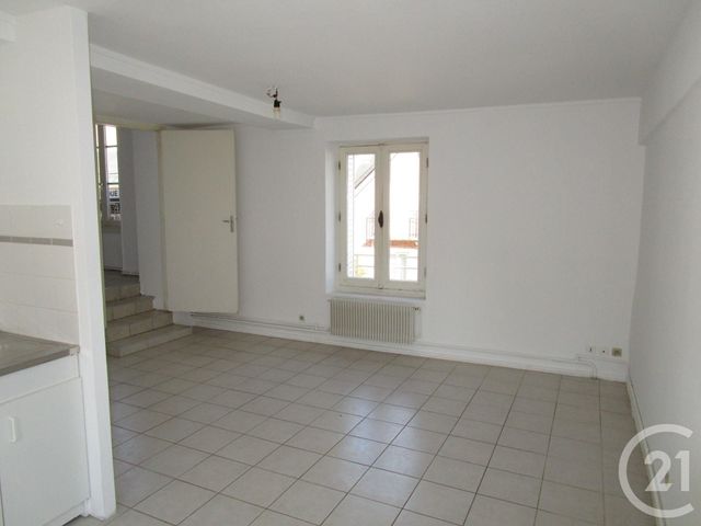 Appartement F2 à louer - 2 pièces - 56 m2 - Chateauneuf Sur Loire - 45 - CENTRE