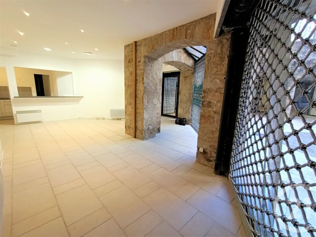 Local commercial à louer - 73.19 m2 - 12 - Aveyron