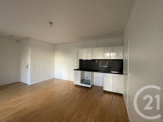 Appartement à louer - 3 pièces - 46,08 m2 - Serris - 77 - ILE-DE-FRANCE