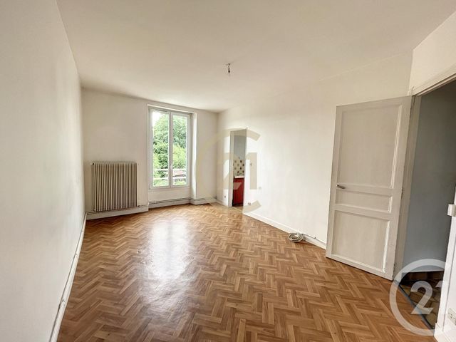 Appartement F2 à louer - 2 pièces - 45,96 m2 - Montereau Fault Yonne - 77 - ILE-DE-FRANCE