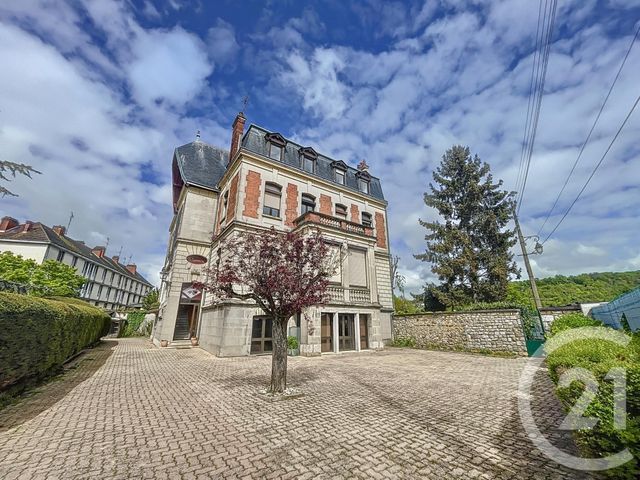 Appartement F3 à vendre - 3 pièces - 96,98 m2 - Montereau Fault Yonne - 77 - ILE-DE-FRANCE