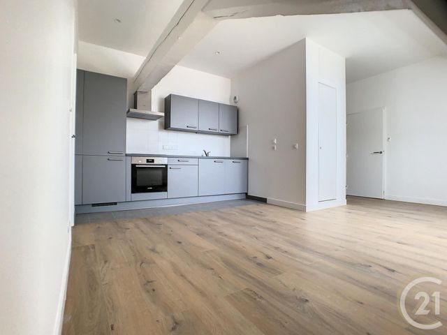 Appartement F3 à louer - 3 pièces - 60,35 m2 - Compiegne - 60 - PICARDIE