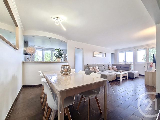 Appartement F4 à vendre - 4 pièces - 84 m2 - Le Plessis Trevise - 94 - ILE-DE-FRANCE