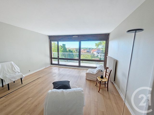 Appartement F3 à louer - 3 pièces - 75 m2 - Jouy En Josas - 78 - ILE-DE-FRANCE