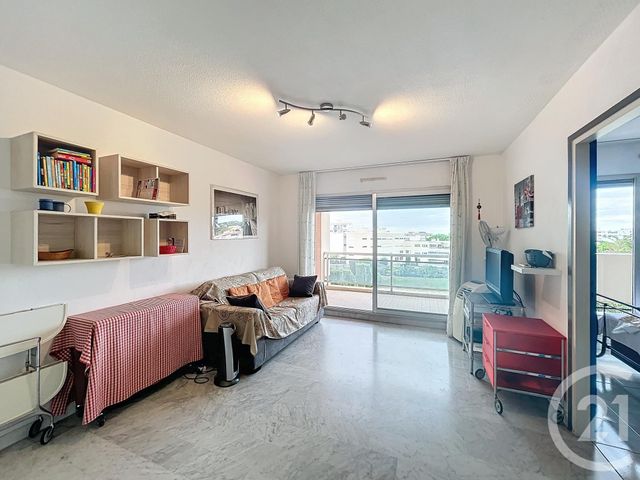 Appartement F2 à vendre - 2 pièces - 38 m2 - Antibes - 06 - PROVENCE-ALPES-COTE-D-AZUR