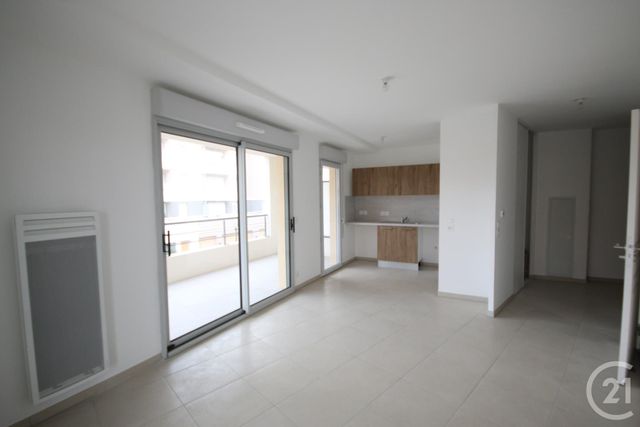 Appartement F2 à louer - 2 pièces - 43,56 m2 - Antibes - 06 - PROVENCE-ALPES-COTE-D-AZUR