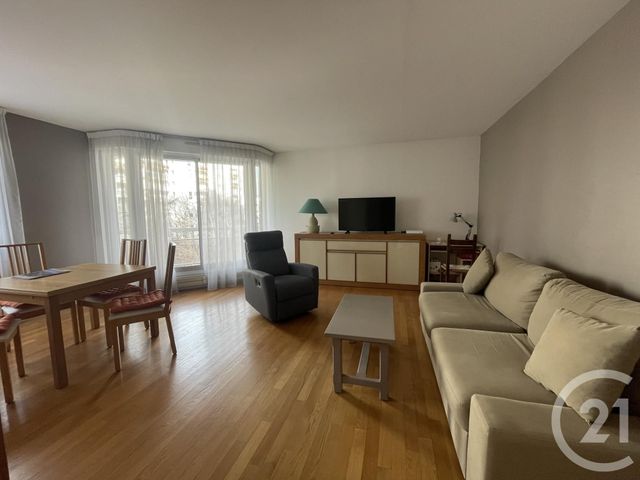 Appartement F2 à louer - 2 pièces - 60,07 m2 - Courbevoie - 92 - ILE-DE-FRANCE