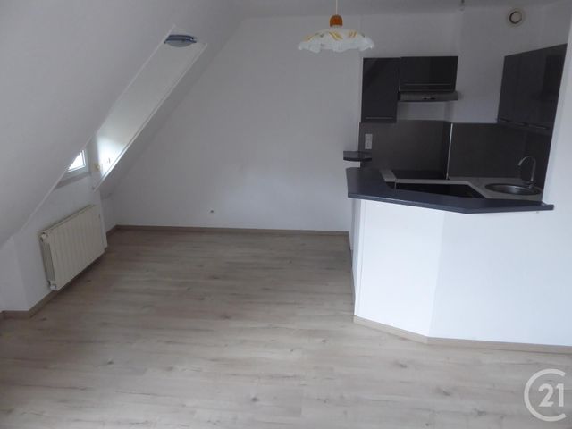 Appartement Duplex à louer - 2 pièces - 35,59 m2 - Beauvais - 60 - PICARDIE