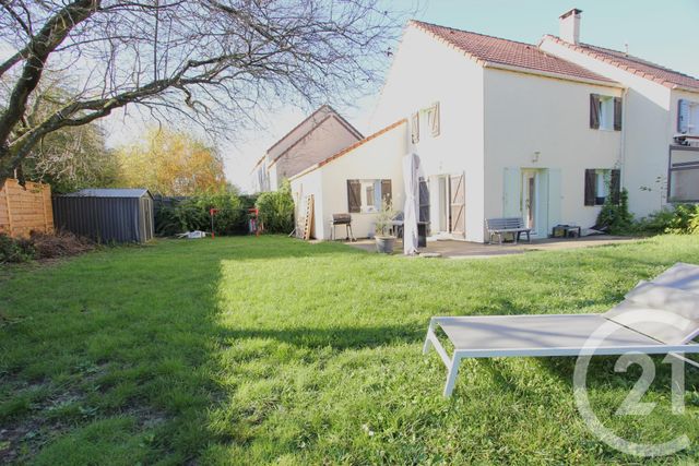 Maison à vendre - 5 pièces - 90,44 m2 - Ste Genevieve Des Bois - 91 - ILE-DE-FRANCE